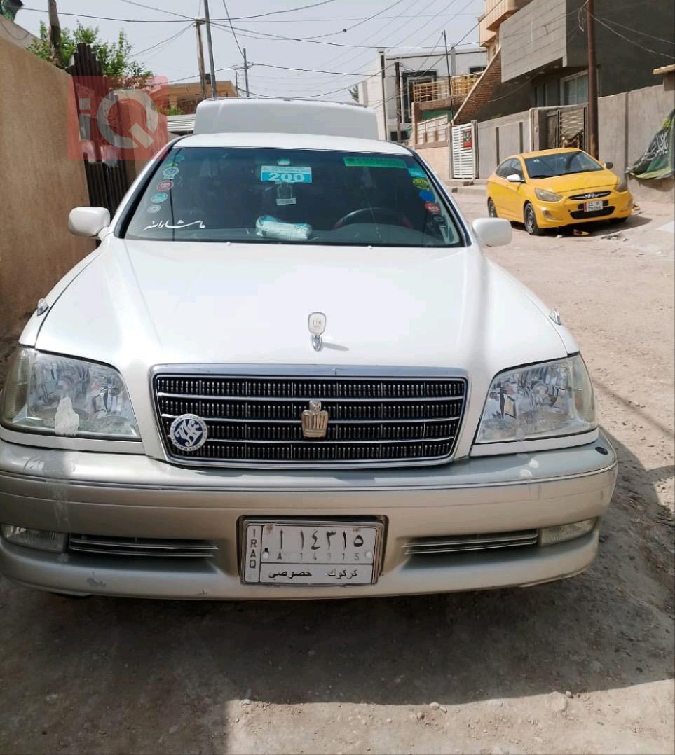 تۆیۆتا کراون